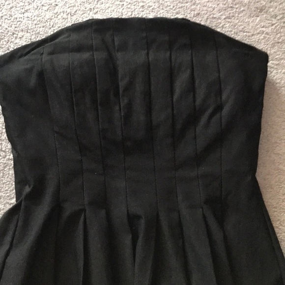 Beautiful strapless black dress! - Picture 2 of 3